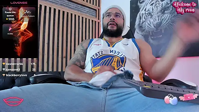 Luke  09 online show from 03/10/25, 03:41