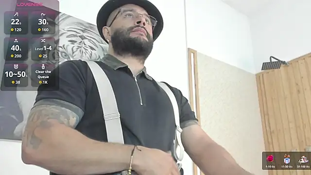 Luke  09 online show from 10/18/25, 11:11