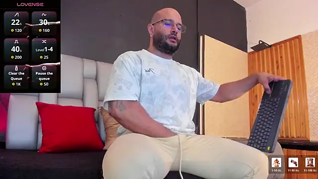 Luke  09 online show from 07/12/26, 11:56