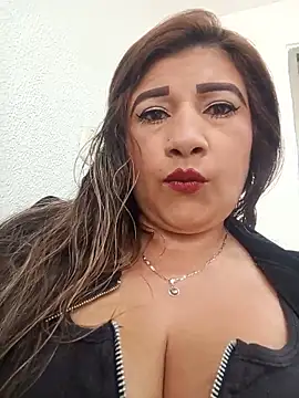Hannahcandyy online show from 06/13/26, 04:27