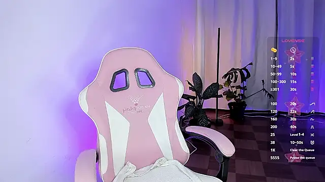 Kendall Bunnyy online show from 03/29/26, 06:19