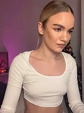 Heidi11 online show from 12/23/24, 05:43