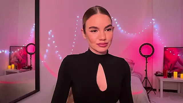 Heidi11 online show from 01/12/25, 08:03