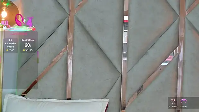 Lola King online show from 12/20/25, 02:51