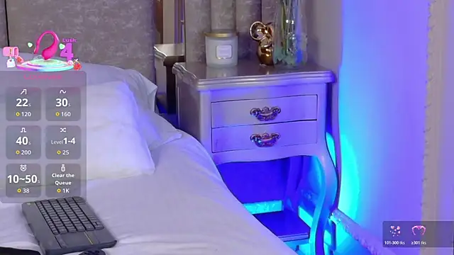 Lola King online show from 03/24/26, 03:55