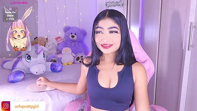 Snapshot of urfavprettygirl chatting on 07/13/26, 06:38 urfavprettygirl online show from 07/13/26, 06:38