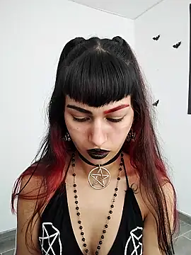 Snapshot of Little-Lucifer chatting on 09/14/25, 07:13 Little-Lucifer online show from 09/14/25, 07:13