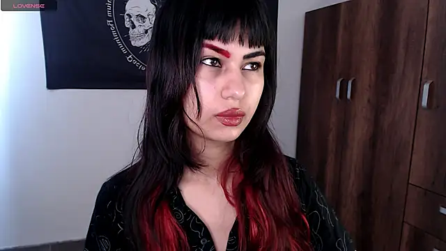 Little-Lucifer online show from 02/09/26, 06:45