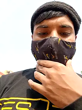 Snapshot of Fucker_boy_1 chatting on 01/02/25, 05:57 Fucker boy 1 online show from 01/02/25, 05:57