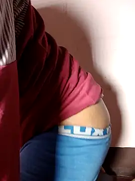 Snapshot of Fucker_boy_1 chatting on 01/19/25, 11:00 Fucker boy 1 online show from 01/19/25, 11:00