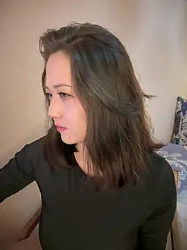 Snapshot of JoyFulLicss chatting on 01/18/25, 11:21 JoyFulLicss online show from 01/18/25, 11:21