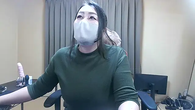 Snapshot of SAKURA_OSUSHI chatting on 01/03/25, 02:08 SAKURA OSUSHI online show from 01/03/25, 02:08