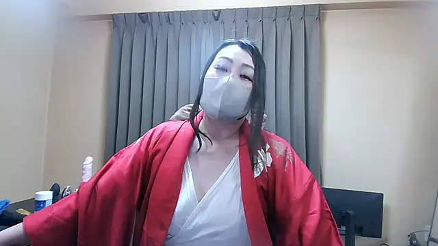 Snapshot of SAKURA_OSUSHI chatting on 01/05/25, 12:53 SAKURA OSUSHI online show from 01/05/25, 12:53