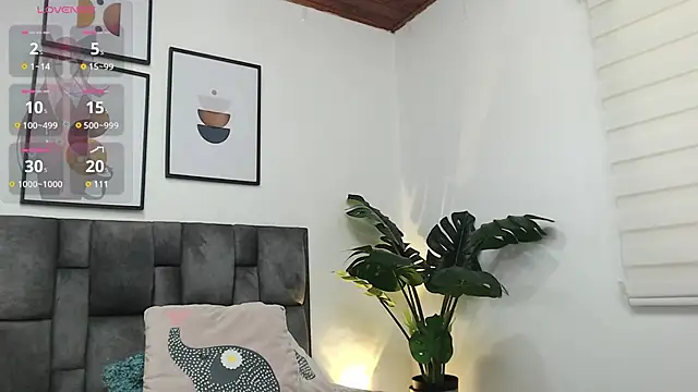 samy l online show from 12/28/24, 02:42