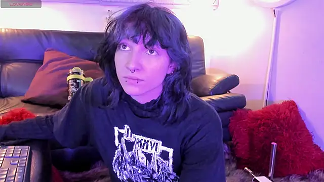 Ghosty Doll online show from 03/25/26, 08:04