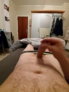 Snapshot of pascalino100 chatting on 09/11/25, 03:50 pascalino100 online show from 09/11/25, 03:50