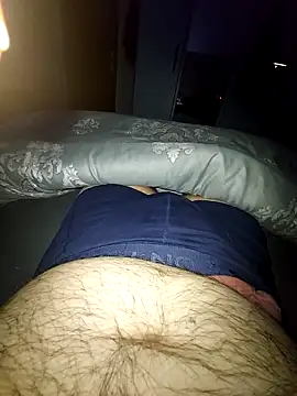 Snapshot of pascalino100 chatting on 12/20/25, 10:06 pascalino100 online show from 12/20/25, 10:06