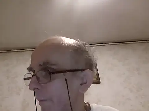 mariusica1xh online show from 10/22/25, 07:57