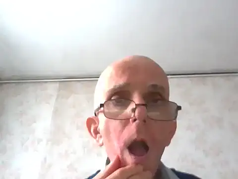 mariusica1xh online show from 11/05/25, 10:37