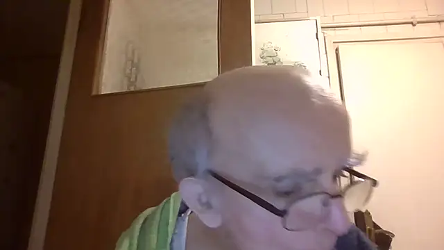 mariusica1xh online show from 04/18/26, 07:07