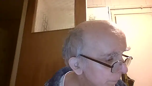 mariusica1xh online show from 04/18/26, 07:58