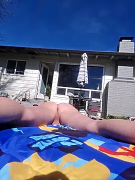 Snapshot of instant_play chatting on 02/27/26, 09:15 instant play online show from 02/27/26, 09:15