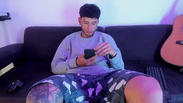 Henrikk senn online show from 01/07/26, 12:24