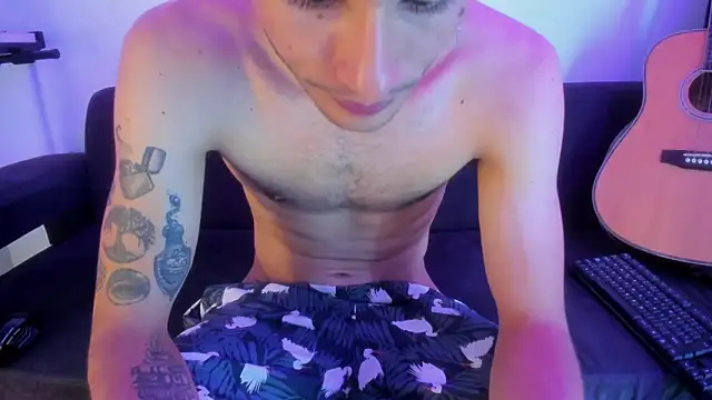 Henrikk senn online show from 01/08/26, 09:39