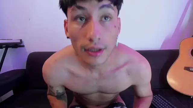 Henrikk senn online show from 02/26/26, 08:35