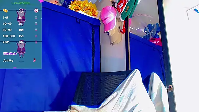 nicol gill  online show from 12/13/24, 03:11