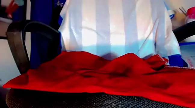 nicol gill  online show from 02/06/25, 02:37