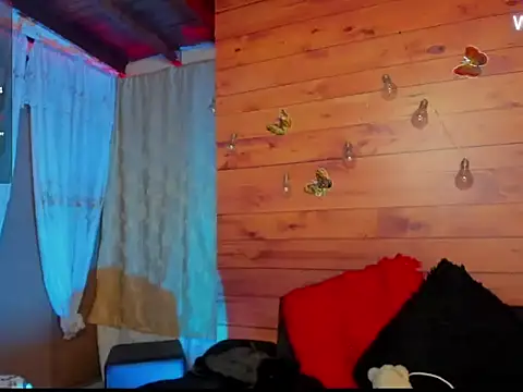 mykaelahoney online show from 10/23/25, 06:13