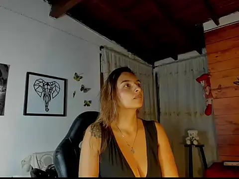 mykaelahoney online show from 02/12/26, 04:51