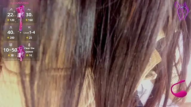 Snapshot of sophie_ws chatting on 12/19/24, 08:44 sophie ws online show from 12/19/24, 08:44