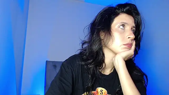 bellatrix25 online show from 04/23/26, 03:36