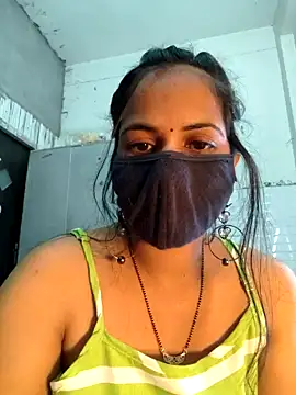 Snapshot of Nehubhabhi26 chatting on 12/12/24, 07:48 Nehubhabhi26 online show from 12/12/24, 07:48