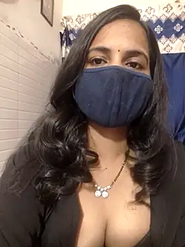 Snapshot of Nehubhabhi26 chatting on 09/19/25, 05:35 Nehubhabhi26 online show from 09/19/25, 05:35