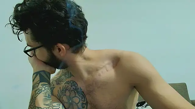 thomas gun online show from 04/09/26, 02:22