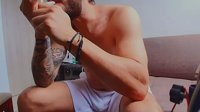 thomas gun online show from 04/22/26, 03:57