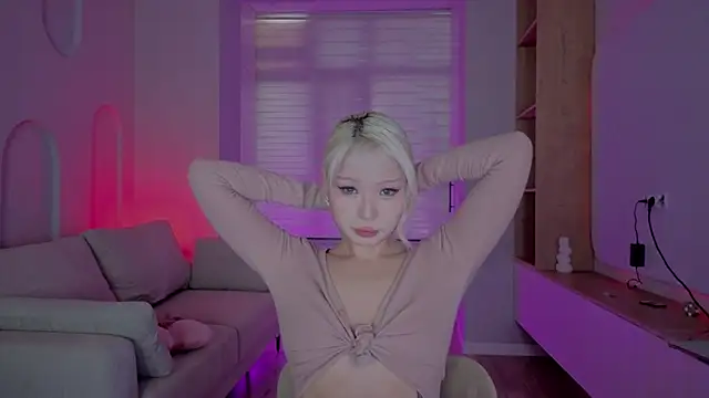 RileyMee online show from 09/20/25, 01:28