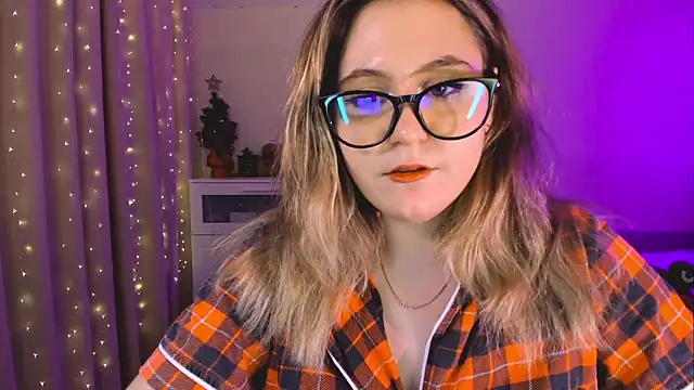 Diana Flower online show from 02/02/25, 01:19