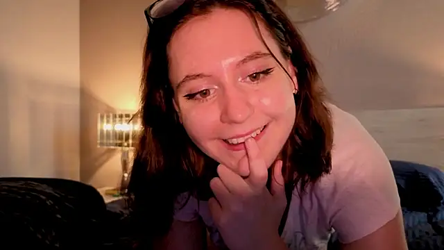 Diana Flower online show from 10/21/25, 10:27