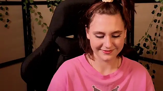 Diana Flower online show from 02/07/26, 01:04