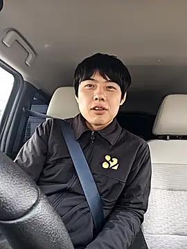 whitebriefboy online show from 03/12/26, 11:44