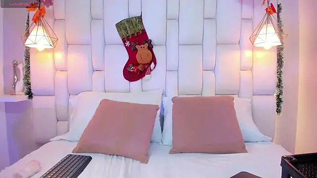 AslyGomez online show from 12/20/24, 11:43