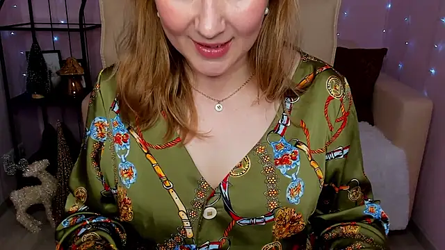 Helens love online show from 12/29/24, 01:56