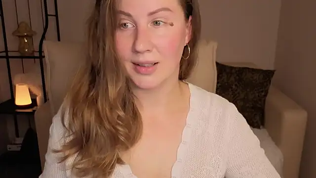 Helens love online show from 09/25/25, 01:31