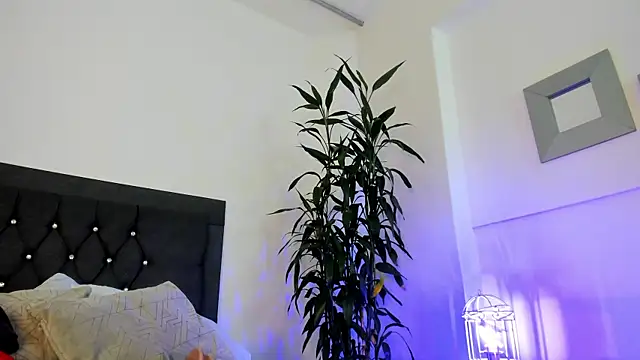 ebony hot1 online show from 01/17/25, 07:27