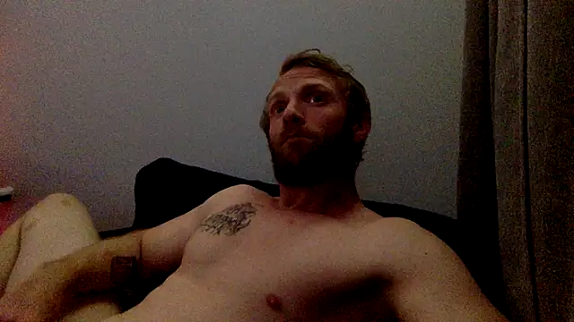 Snapshot of AtomicAsterisk74 chatting on 11/01/25, 01:40 AtomicAsterisk74 online show from 11/01/25, 01:40