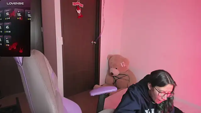 hitomi arata online show from 01/10/25, 06:06